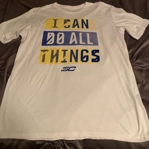 Men’s Under Armour T-shirt medium